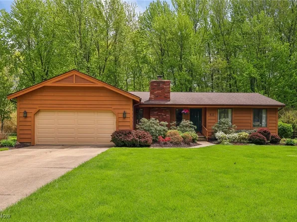 9110 Bernwood Ct, Mentor, OH 44060