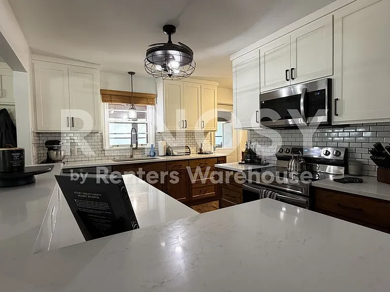 52 West Rd — Photo 18