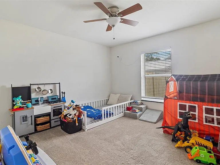 5776 Augusta Cir — Photo 21