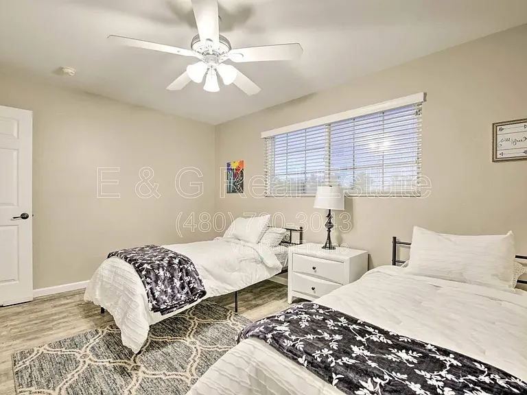 609 S Priest Dr — Photo 26