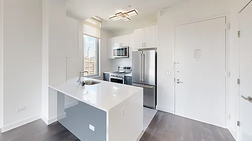 801 Amsterdam Ave #14G Photo 1