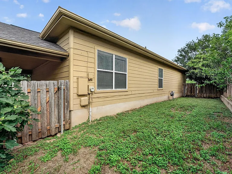 5625 Signal Point — Photo 6