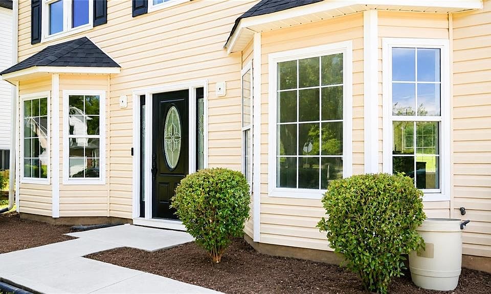 1st image of 5461 Mayfair Crossing Dr