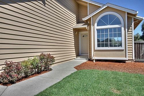 122 Keyt Way, Cotati, CA