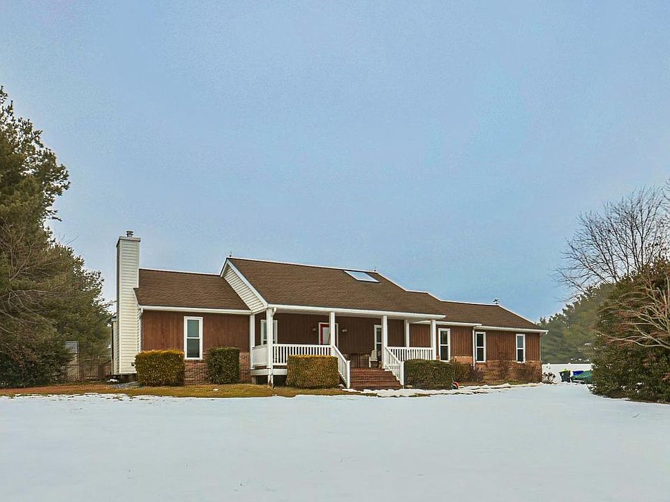 1st image of 31 Blake Rd