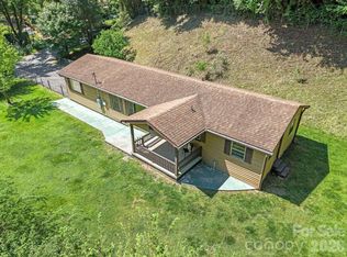 270 Slim Dillard Rd, Sylva, NC 28779