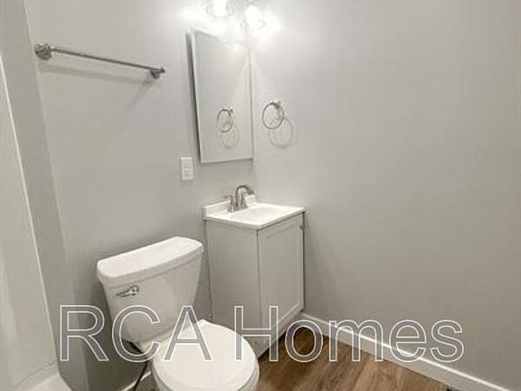 2nd image of 3519 Balsam Ave #6