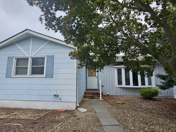 434 Shore Line Place, Brick, NJ 08723