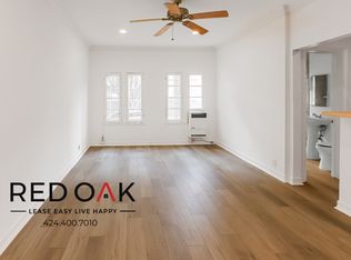 706 N Saint Andrews Pl APT 200, Los Angeles, CA 90038