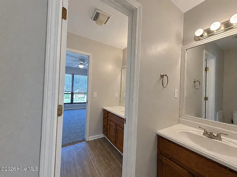 19 Upton Ct — Photo 19