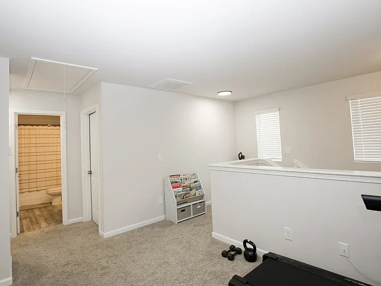 429 Century Ln — Photo 21