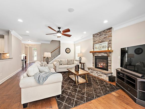 5th image of 5008 Gatsby Cir