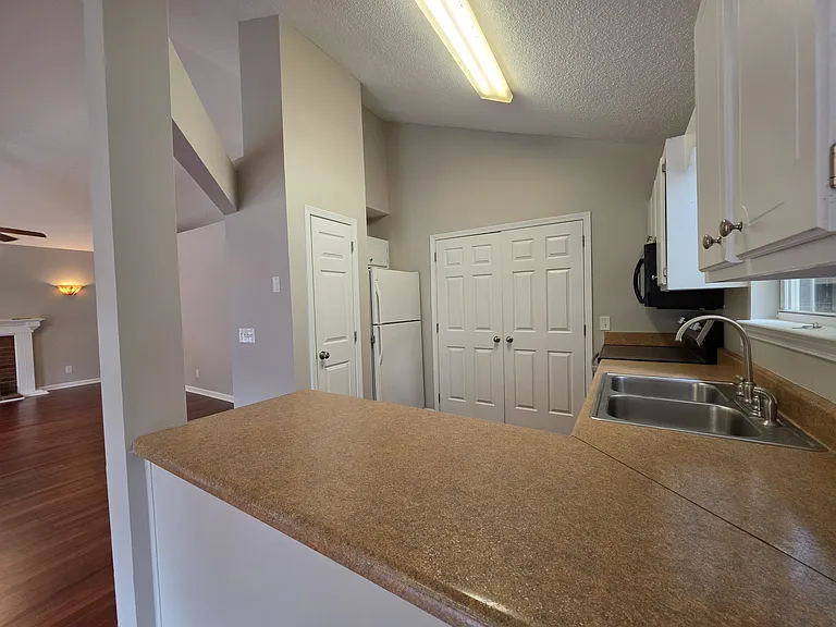 503 Dunwoody Dr — Photo 18