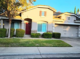 9411 Windrunner Ln, Elk Grove, CA 95758
