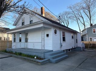 42 Harris Ave, Cranston, RI 02920