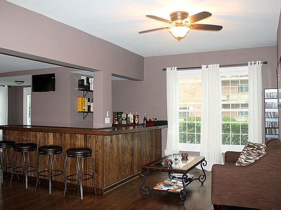 2nd image of 10 Maple Ave