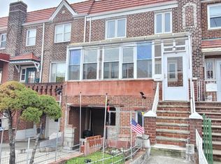 15004 61st Rd, Flushing, NY 11367