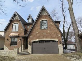 600 S Hawthorne Ave, Elmhurst, IL