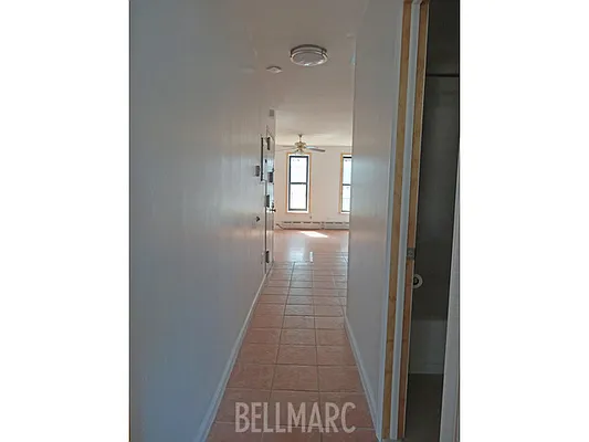 Rented by Bellmarc Realty | media 15