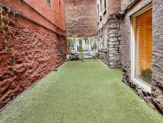 Rented by Corcoran | media 18