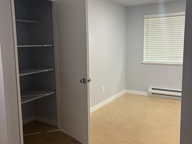 19311 B St E #1 — Photo 7