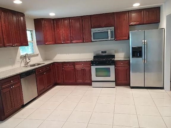 2nd image of 3715 Rockbluff Dr