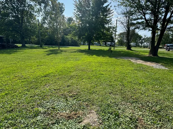 3573 Elm Dr, Kingman, IN 47952