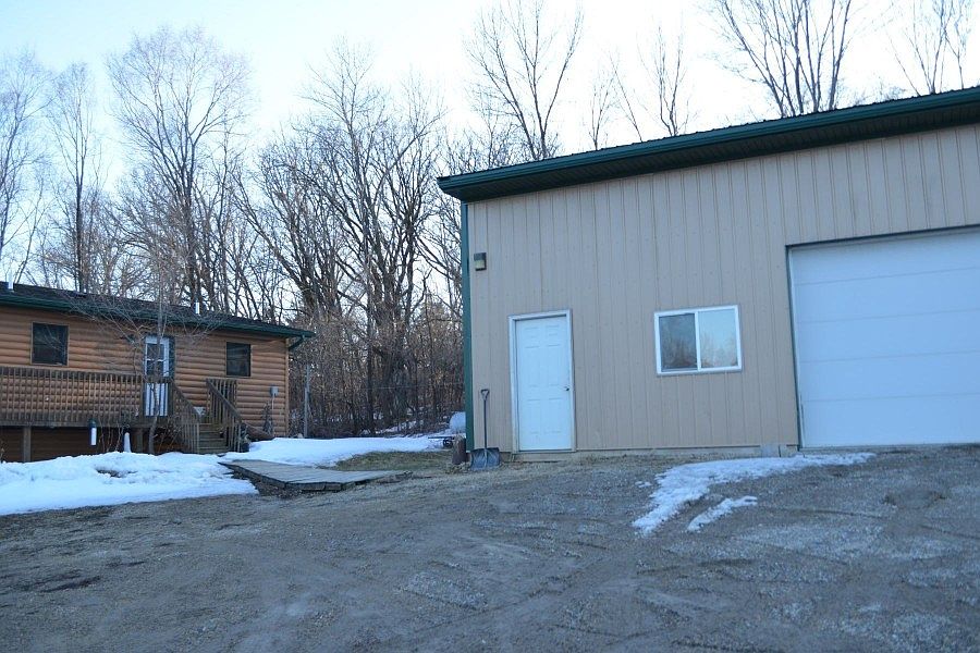 2nd image of 33079 Possum Way