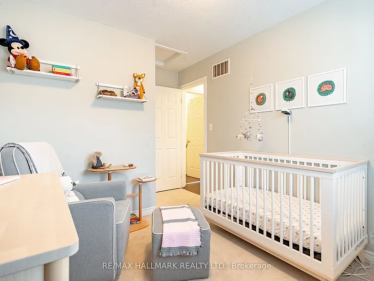 67 Enroutes St — Photo 14