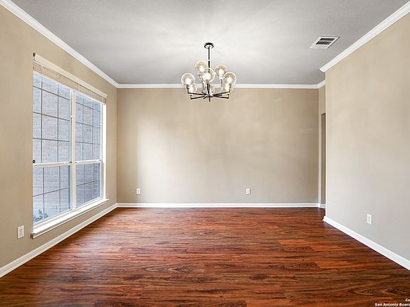 5th image of 9706 LOCKBERRY LN