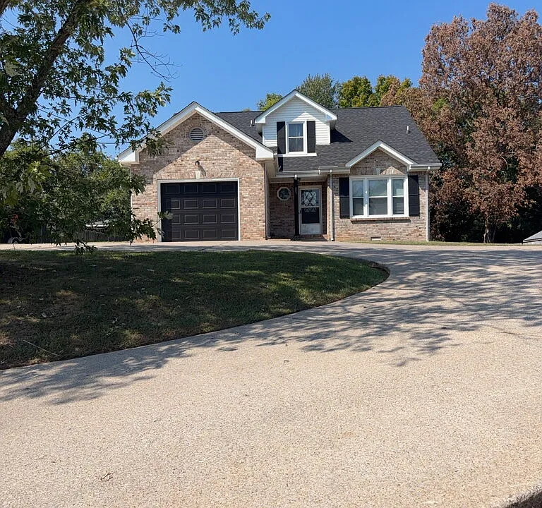 1316 Sun Valley Rd