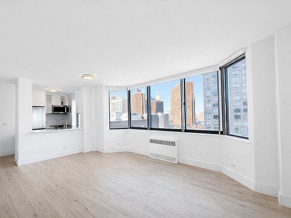3rd image of 1735 York Ave #9BB