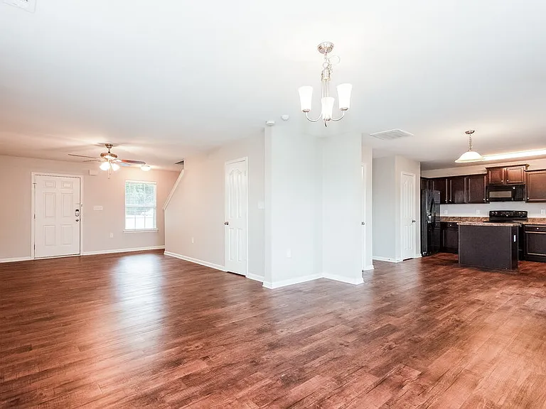 4905 Broad Leaf Ct — Photo 6