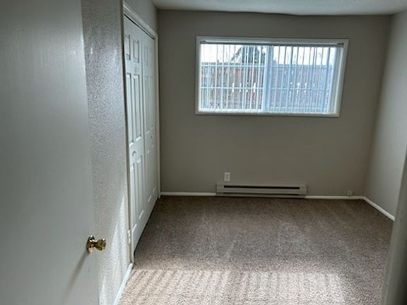 4th image of 719 19th Ave SE APT 28