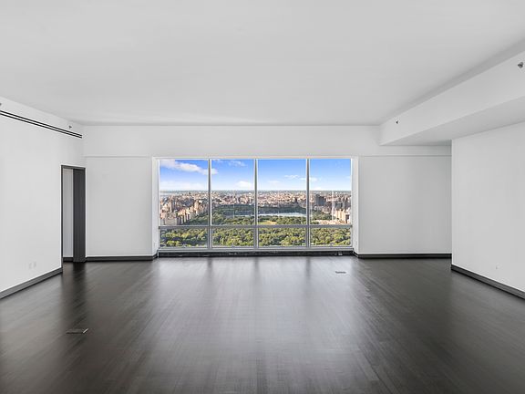 2nd image of 157 W 57th St APT 62B