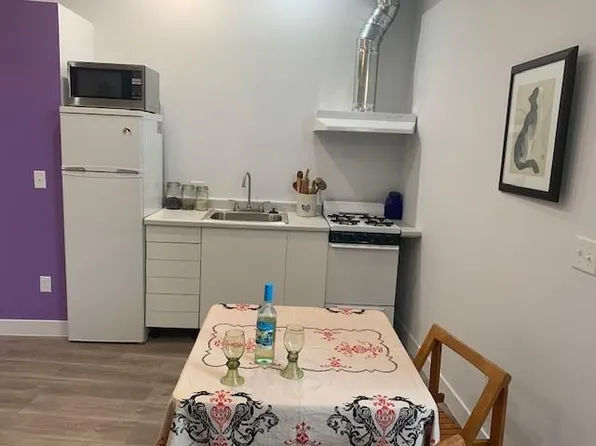 2055 1/2 Barnett Way, Los Angeles, CA 90032