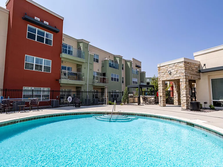 Enchanted Springs Apartments — Photo 5