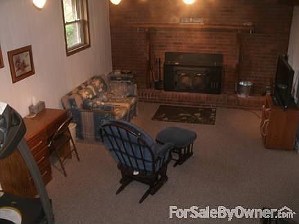 5th image of 1921 Nance Dr