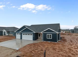 N9259 Anton Ct, Appleton, WI 54915