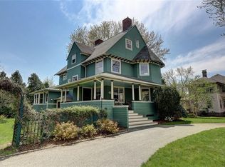 130 Shaw Ave, Cranston, RI 02905