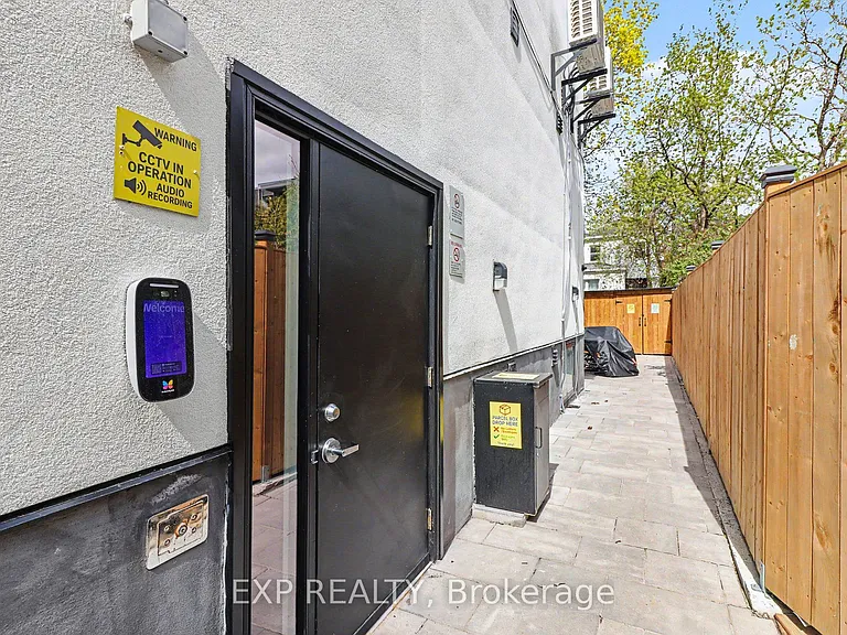 61 Pinehurst Ave #A — Photo 3