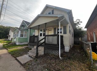 320 E 26th St, Dubuque, IA 52001