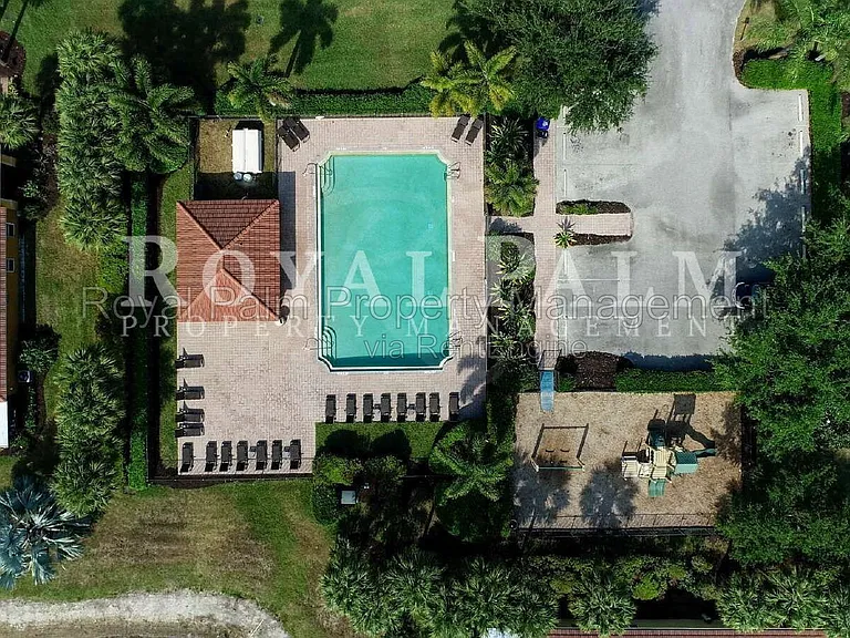 18321 Gibraltar Ln — Photo 35