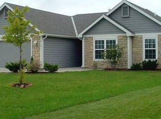 1013 Bluestem Dr, Baldwin City, KS 66006