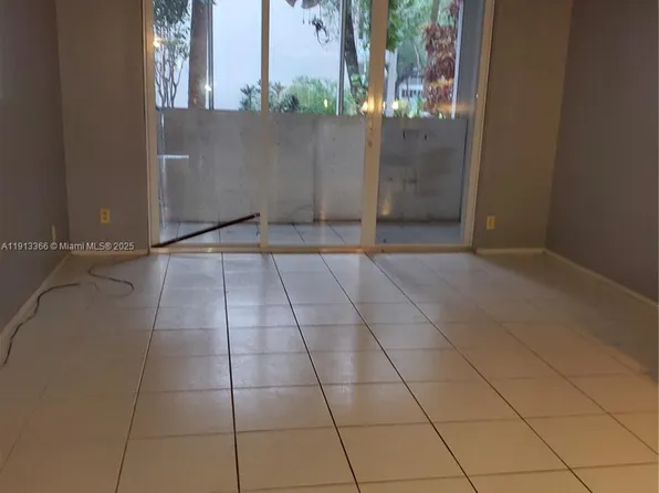 2601 NW 48th Ter APT 146, Lauderdale Lakes, FL 33313