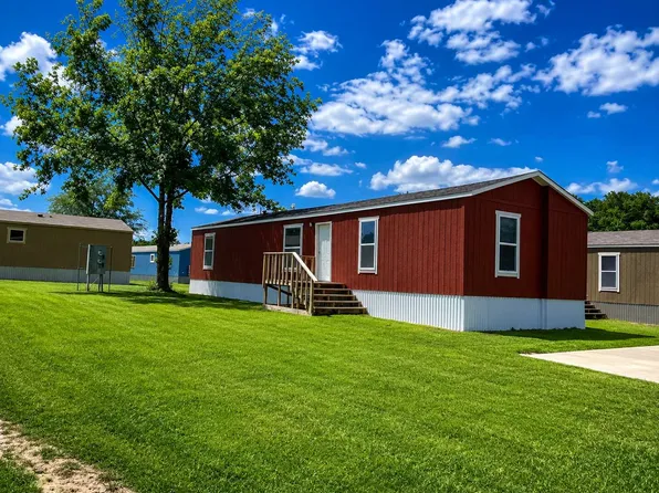 5 Daphne, Byhalia, MS