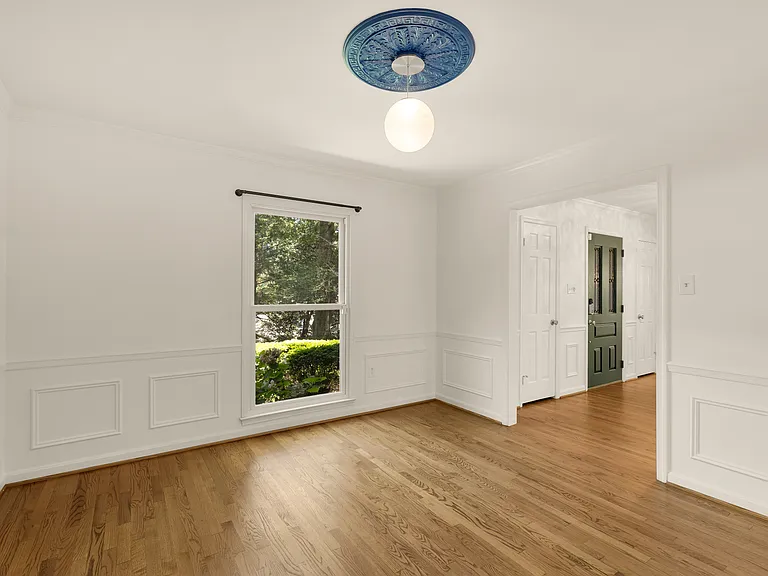 1318 Round Oak Ct — Photo 7
