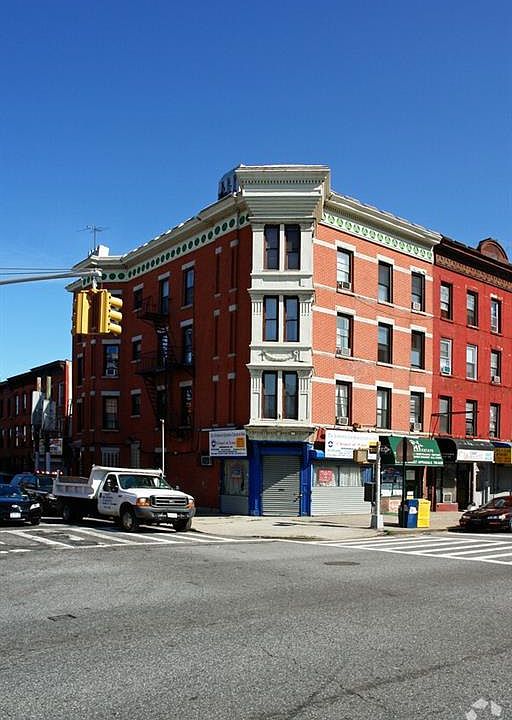1st image of 526 4th Ave