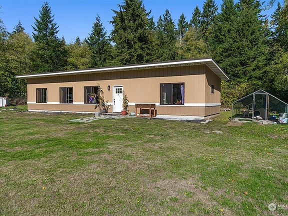 3rd image of 326 Cottonwood Drive
