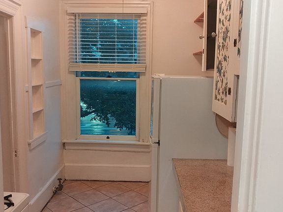 3rd image of 376 E Broadway APT 7